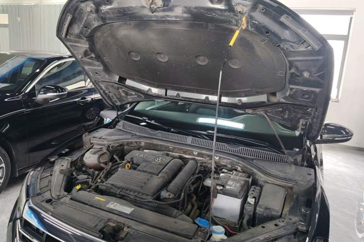 Used Volkswagen Sagitar 2019 200TSI DSG Comfort Version China VI Standard Engine Bay