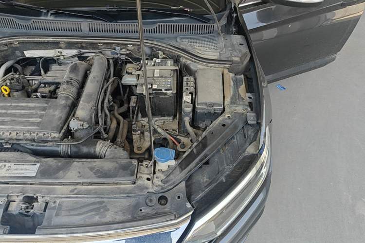 Used Volkswagen Sagitar 2019 280TSI DSG Comfort Version China VI Standard Engine Bay Left
