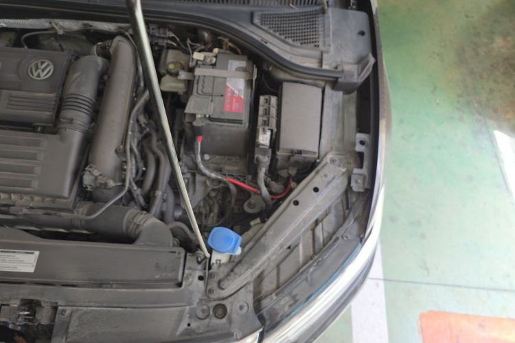 Used Volkswagen Sagitar 2019 280TSI DSG Comfort Version China VI Standard Engine Bay Left