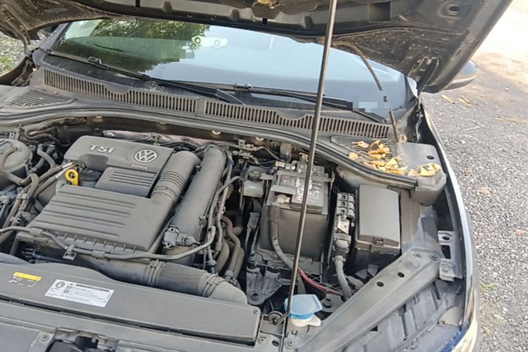 Used Volkswagen Sagitar 2019 280TSI DSG Comfort Version China VI Standard Engine Bay Left