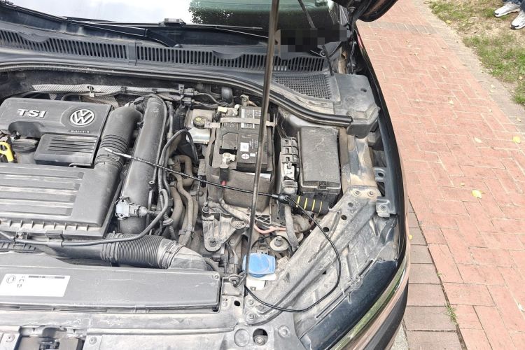 Used Volkswagen Sagitar 2019 280TSI DSG Comfort Version China VI Standard Engine Bay Left