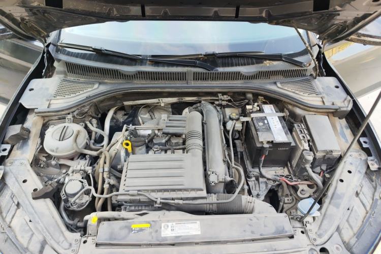 Used Volkswagen Sagitar 2019 280TSI DSG Comfort Version China VI Standard Engine Bay