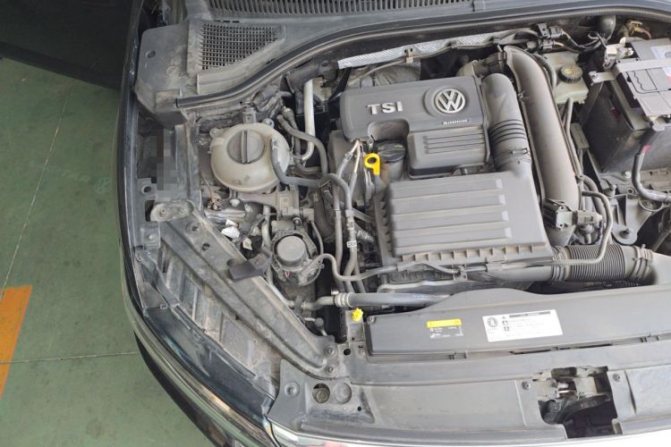 Used Volkswagen Sagitar 2019 280TSI DSG Comfort Version China VI Standard Engine Bay Right
