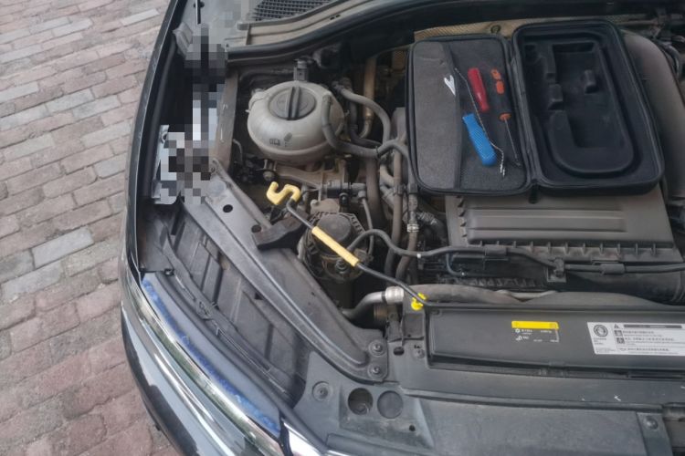 Used Volkswagen Sagitar 2019 280TSI DSG Comfort Version China VI Standard Engine Bay Right