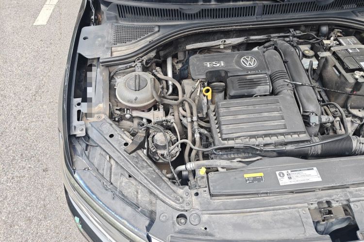 Used Volkswagen Sagitar 2019 280TSI DSG Comfort Version China VI Standard Engine Bay Right