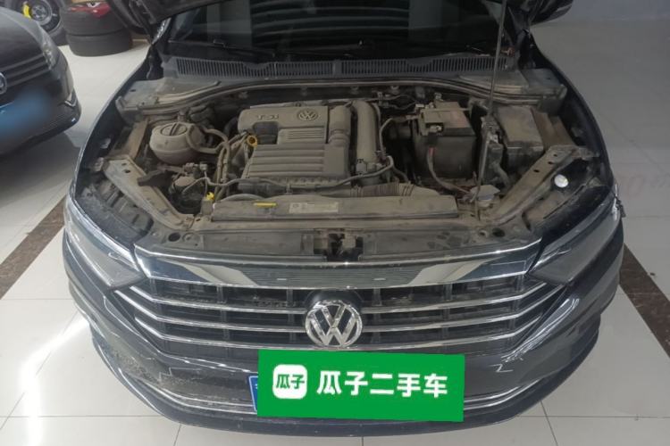 Used Volkswagen Sagitar 2019 280TSI DSG Comfort Version China VI Standard Engine Bay