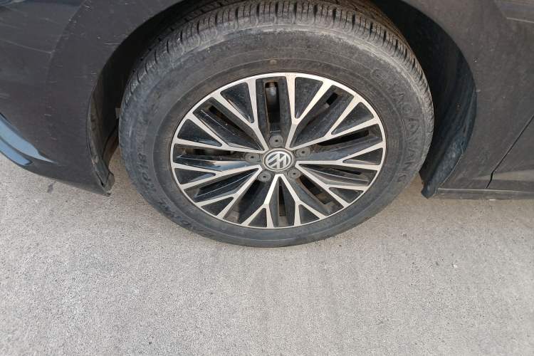 Used Volkswagen Sagitar 2019 200TSI DSG Comfort Version China VI Standard Exterior 4