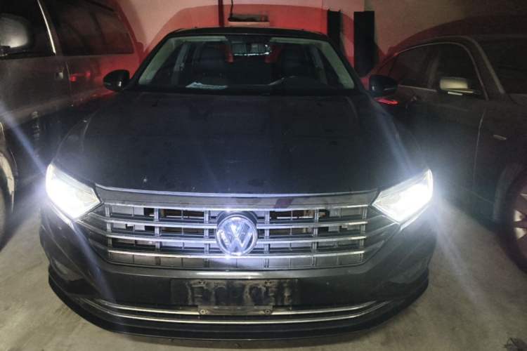 Used Volkswagen Sagitar 2019 280TSI DSG Comfort Version China VI Standard Front