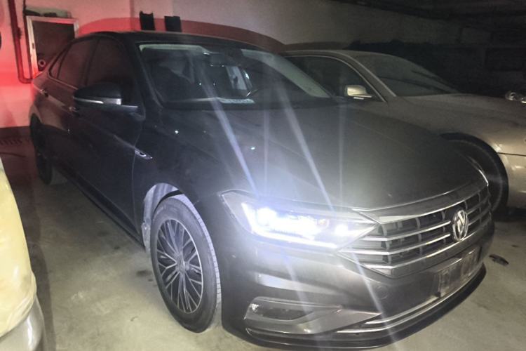 Used Volkswagen Sagitar 2019 280TSI DSG Comfort Version China VI Standard Front Right 45 Deg