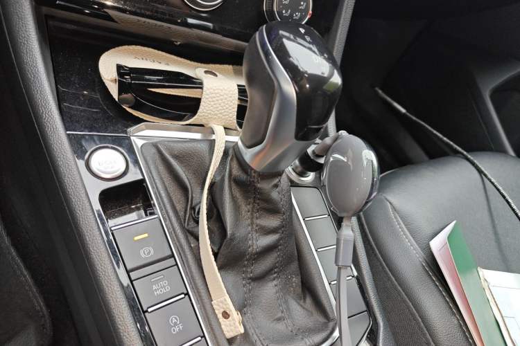 Used Volkswagen Sagitar 2019 200TSI DSG Comfort Version China VI Standard Gear Lever