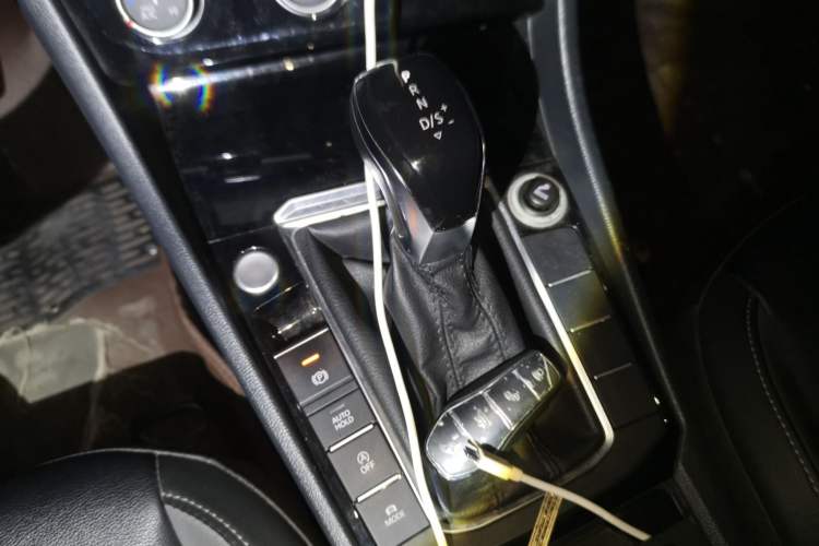 Used Volkswagen Sagitar 2019 280TSI DSG Comfort Version China VI Standard Gear Lever