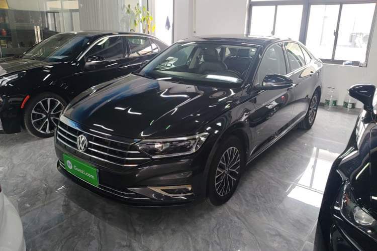 Used Volkswagen Sagitar 2019 200TSI DSG Comfort Version China VI Standard Guazi used car, China used car export, Used car for sale, Used  cars, Cheapest cars for sale