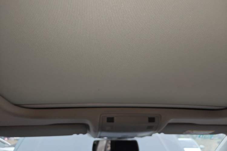 Used Volkswagen Sagitar 2019 200TSI DSG Comfort Version China VI Standard Headliner