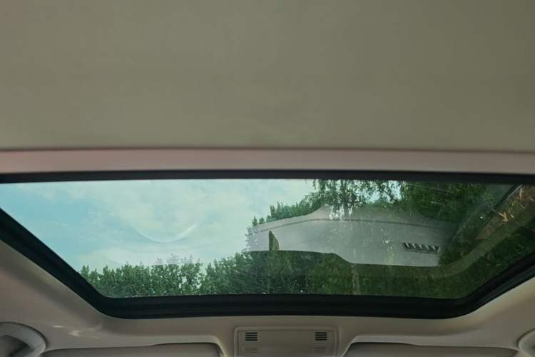 Used Volkswagen Sagitar 2019 280TSI DSG Luxury Version China VI Standard Headliner