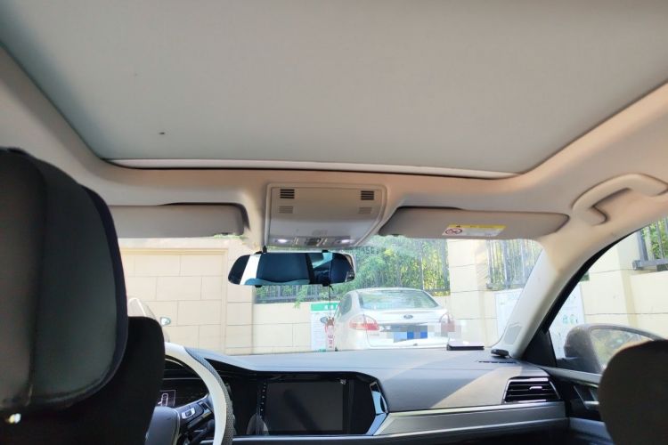 Used Volkswagen Sagitar 2019 280TSI DSG Comfort Version China VI Standard Headliner