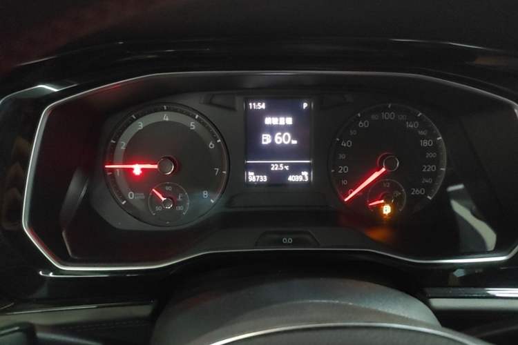 Used Volkswagen Sagitar 2019 280TSI DSG Comfort Version China VI Standard Instrument Cluster