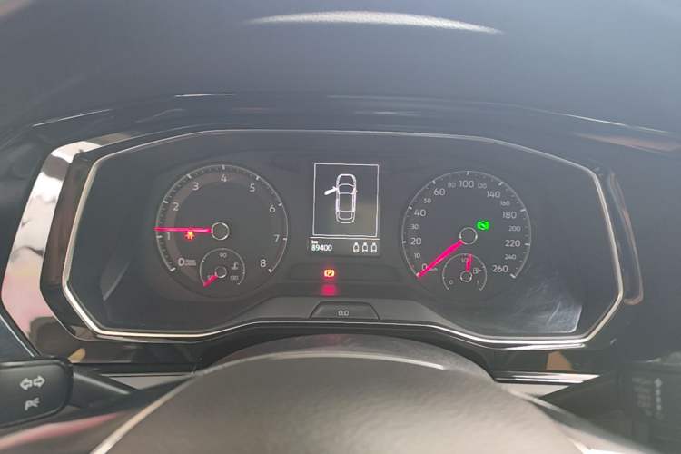 Used Volkswagen Sagitar 2019 200TSI DSG Comfort Version China VI Standard Instrument Cluster
