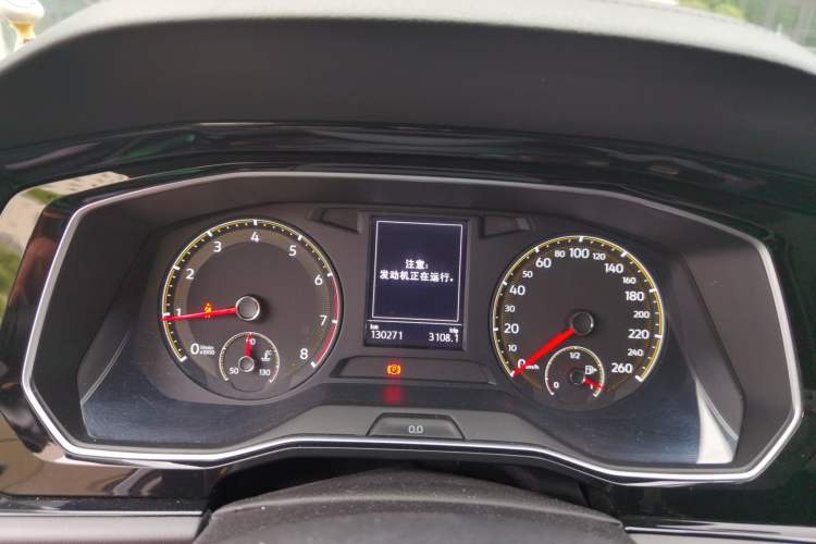 Used Volkswagen Sagitar 2019 280TSI DSG Comfort Version China VI Standard Instrument Cluster
