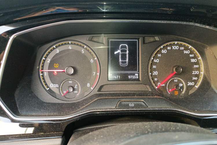 Used Volkswagen Sagitar 2019 200TSI DSG Comfort Version China VI Standard Instrument Cluster