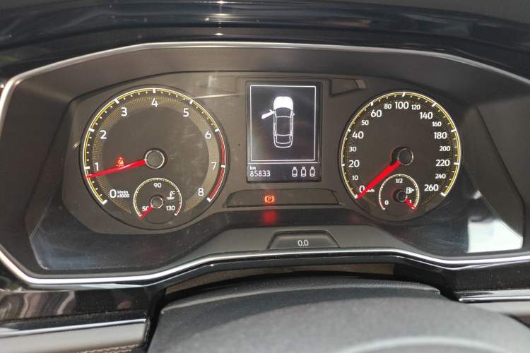 Used Volkswagen Sagitar 2019 200TSI DSG Comfort Version China VI Standard Instrument Cluster