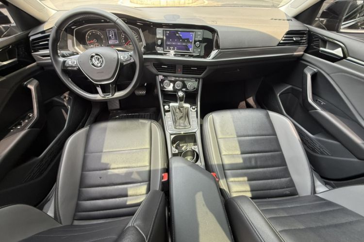 Used Volkswagen Sagitar 2019 280TSI DSG Comfort Version China VI Standard Interior 1