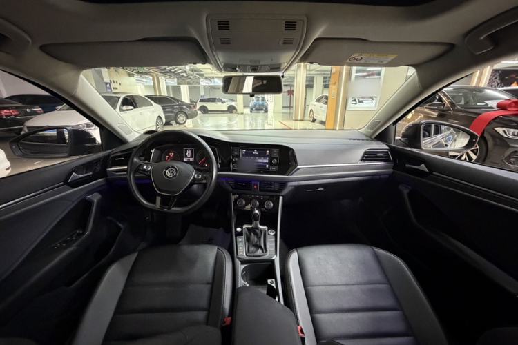 Used Volkswagen Sagitar 2019 280TSI DSG Comfort Version China VI Standard Interior 1