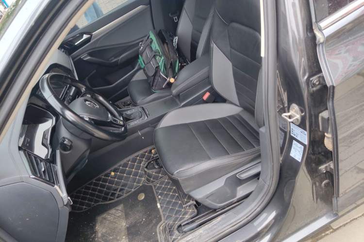 Used Volkswagen Sagitar 2019 200TSI DSG Comfort Version China VI Standard Left Front Seat
