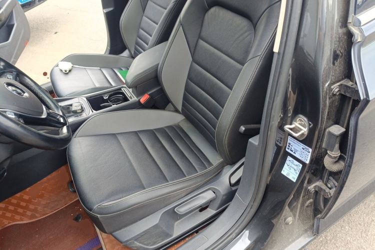 Used Volkswagen Sagitar 2019 280TSI DSG Comfort Version China VI Standard Left Front Seat