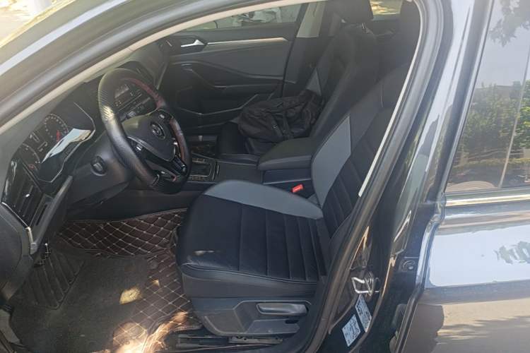 Used Volkswagen Sagitar 2019 280TSI DSG Comfort Version China VI Standard Left Front Seat