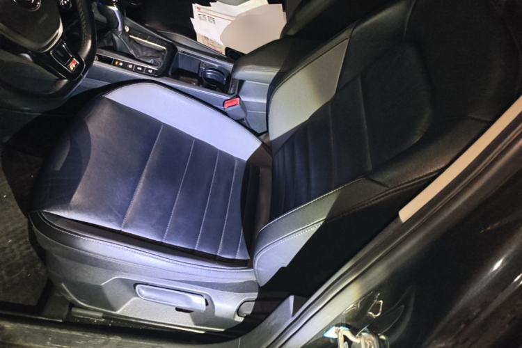 Used Volkswagen Sagitar 2019 280TSI DSG Comfort Version China VI Standard Left Front Seat