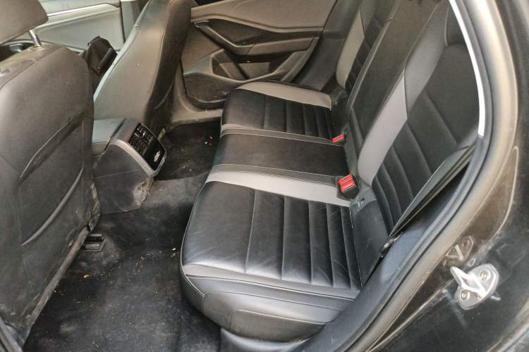 Used Volkswagen Sagitar 2019 200TSI DSG Comfort Version China VI Standard Left Rear Seat