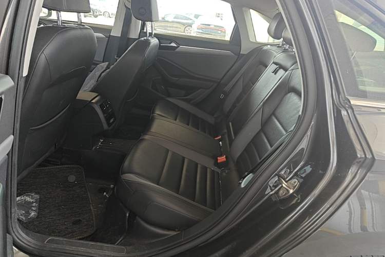 Used Volkswagen Sagitar 2019 280TSI DSG Comfort Version China VI Standard Left Rear Seat