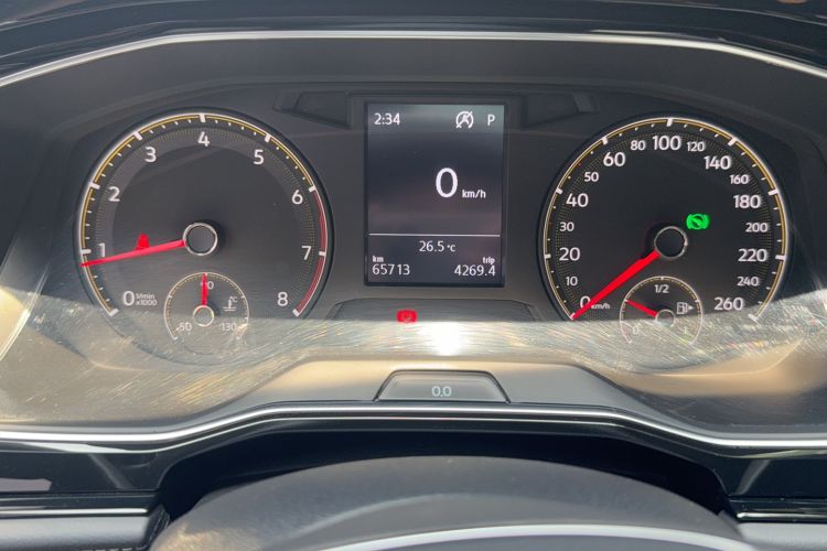 Used Volkswagen Sagitar 2019 280TSI DSG Comfort Version China VI Standard Odometer Close Up