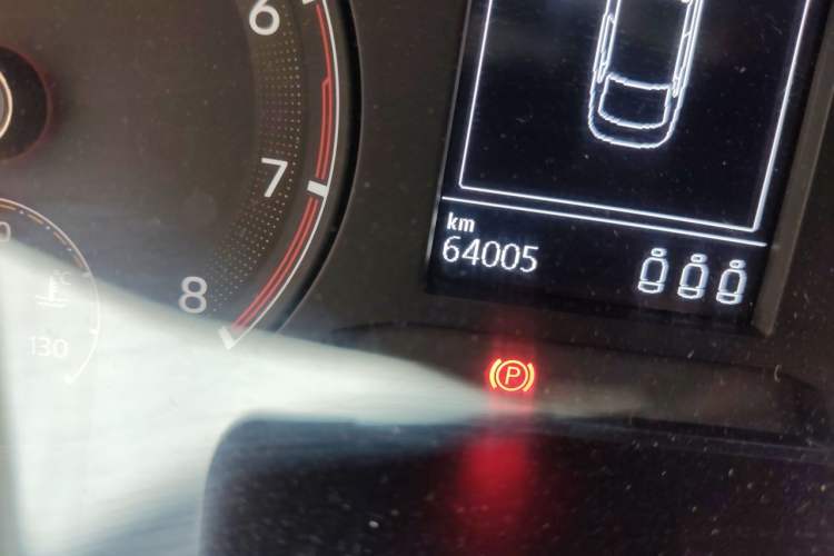 Used Volkswagen Sagitar 2019 200TSI DSG Comfort Version China VI Standard Odometer Close Up