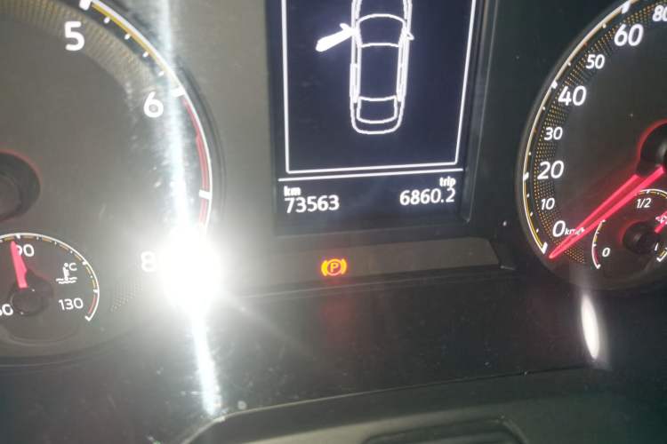 Used Volkswagen Sagitar 2019 280TSI DSG Comfort Version China VI Standard Odometer Close Up