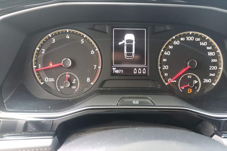 Used Volkswagen Sagitar 2019 280TSI DSG Luxury Version China VI Standard Odometer Close Up