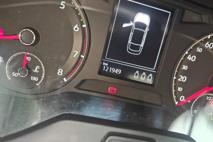 Used Volkswagen Sagitar 2019 280TSI DSG Comfort Version China VI Standard Odometer Close Up