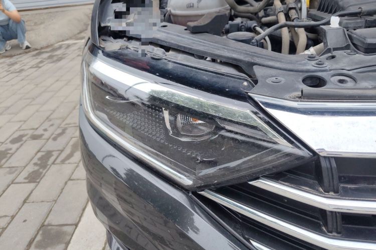 Used Volkswagen Sagitar 2019 200TSI DSG Comfort Version China VI Standard Right Front Headlight