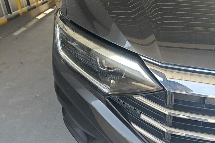 Used Volkswagen Sagitar 2019 280TSI DSG Comfort Version China VI Standard Right Front Headlight