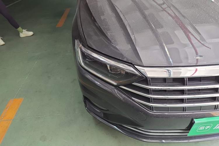 Used Volkswagen Sagitar 2019 280TSI DSG Comfort Version China VI Standard Right Front Headlight
