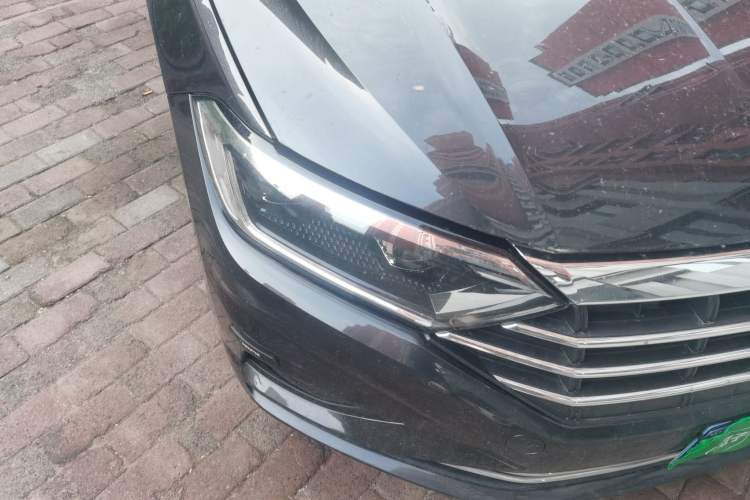 Used Volkswagen Sagitar 2019 280TSI DSG Comfort Version China VI Standard Right Front Headlight