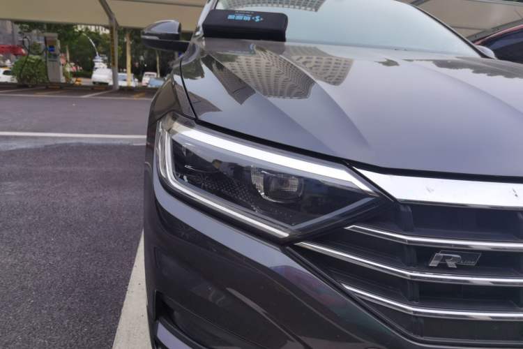 Used Volkswagen Sagitar 2019 280TSI DSG Comfort Version China VI Standard Right Front Headlight