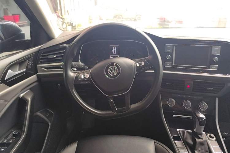 Used Volkswagen Sagitar 2019 200TSI DSG Comfort Version China VI Standard Steering Wheel