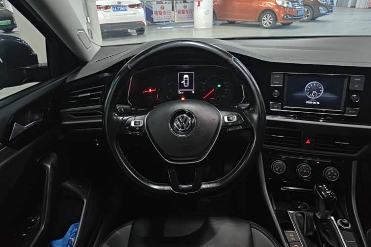 Used Volkswagen Sagitar 2019 280TSI DSG Comfort Version China VI Standard Steering Wheel
