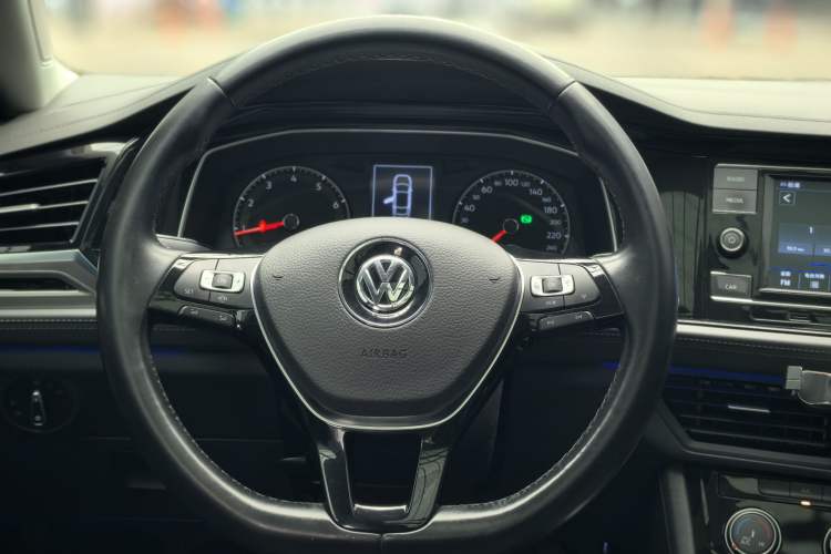 Used Volkswagen Sagitar 2019 280TSI DSG Comfort Version China VI Standard Steering Wheel