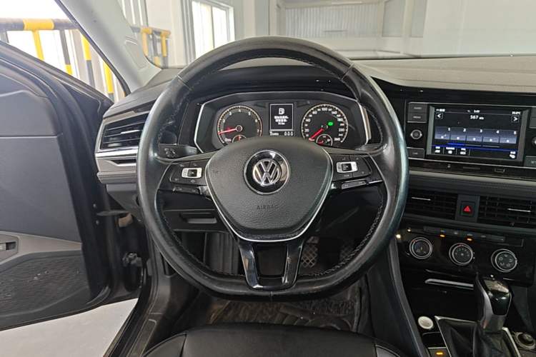 Used Volkswagen Sagitar 2019 280TSI DSG Comfort Version China VI Standard Steering Wheel
