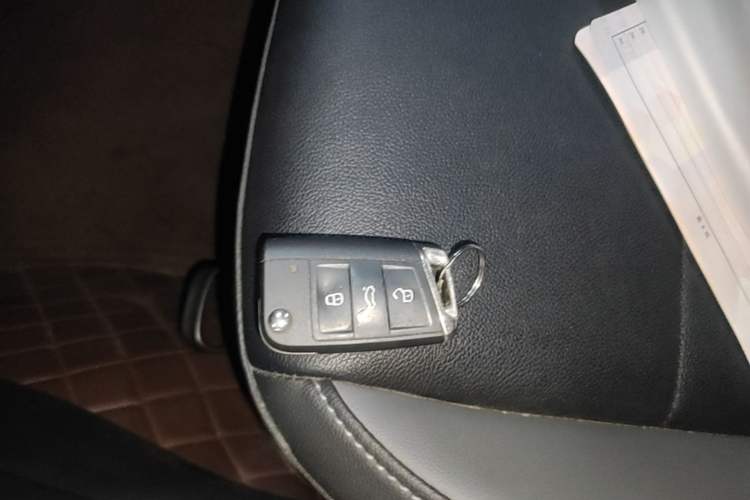 Used Volkswagen Sagitar 2019 280TSI DSG Comfort Version China VI Standard Vehicle Key