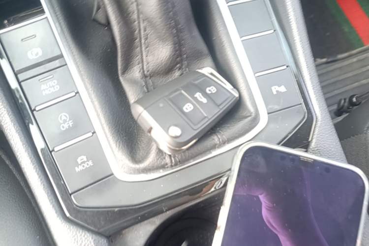 Used Volkswagen Sagitar 2019 280TSI DSG Luxury Version China VI Standard Vehicle Key