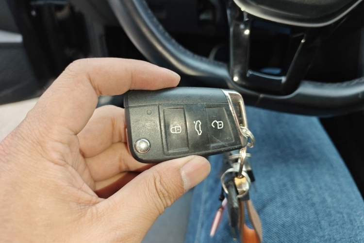 Used Volkswagen Sagitar 2019 200TSI DSG Comfort Version China VI Standard Vehicle Key
