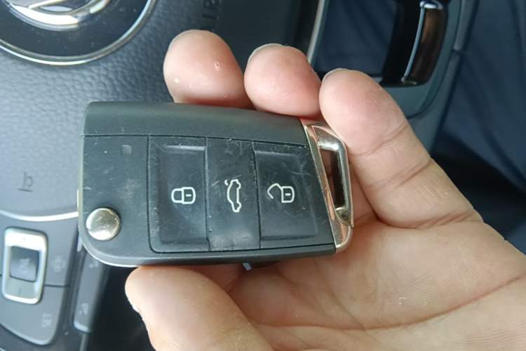 Used Volkswagen Sagitar 2019 280TSI DSG Comfort Version China VI Standard Vehicle Key